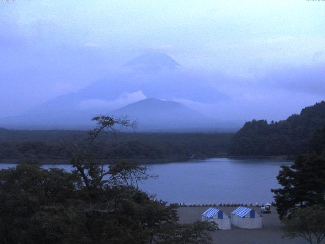 精進湖からの富士山