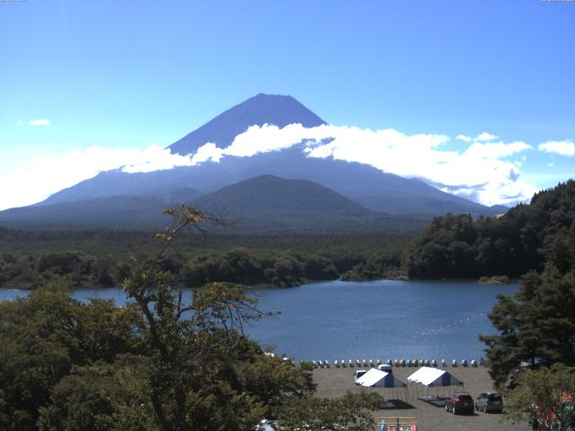 精進湖からの富士山