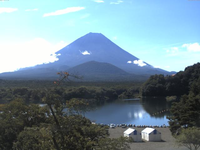 精進湖からの富士山