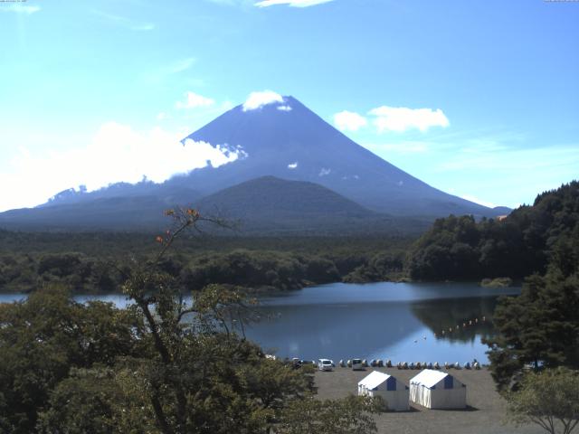 精進湖からの富士山