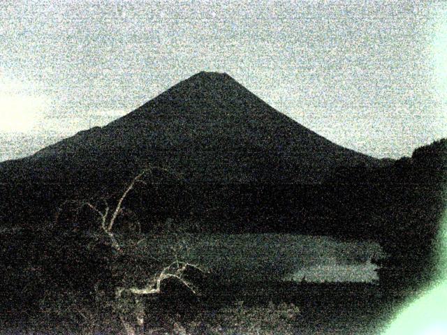 精進湖からの富士山