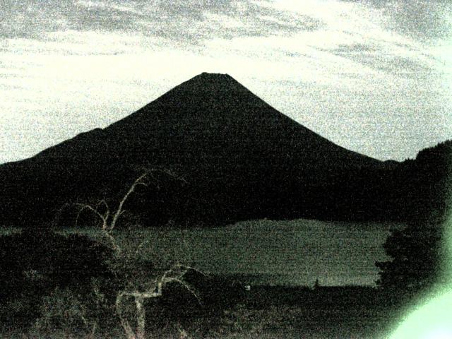 精進湖からの富士山