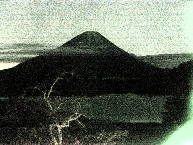 精進湖からの富士山