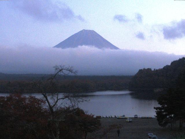 精進湖からの富士山