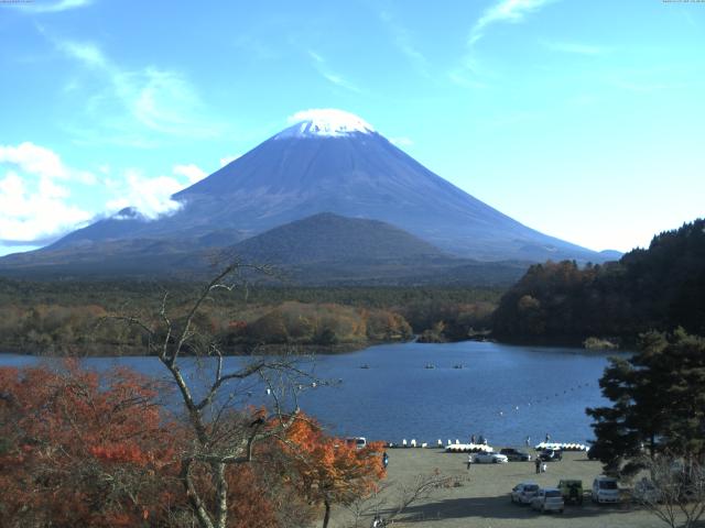 精進湖からの富士山