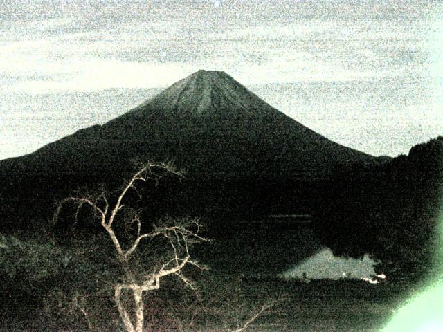 精進湖からの富士山