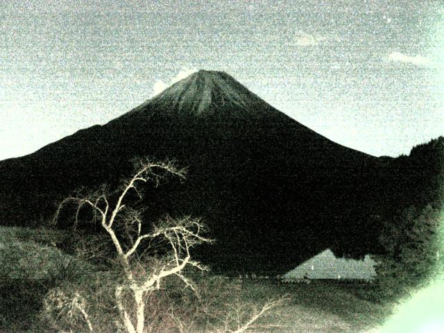 精進湖からの富士山