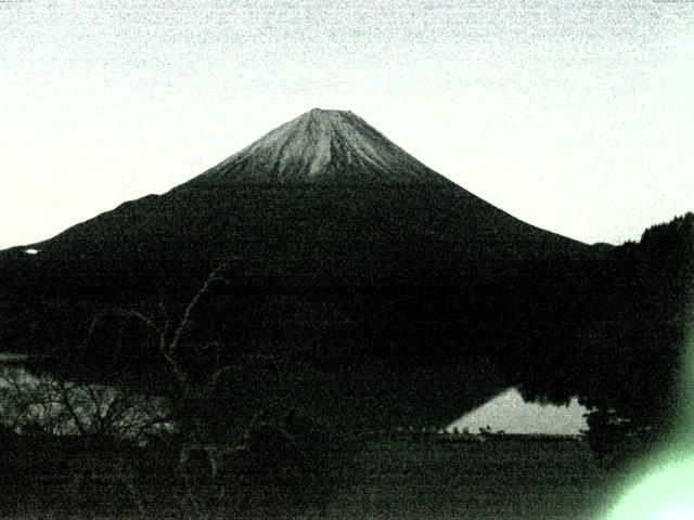 精進湖からの富士山