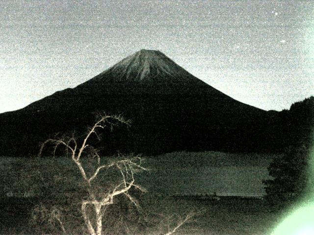 精進湖からの富士山