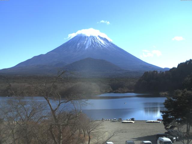 精進湖からの富士山