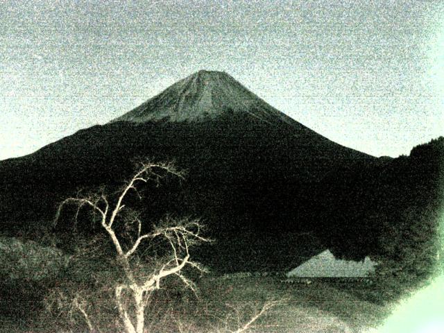 精進湖からの富士山