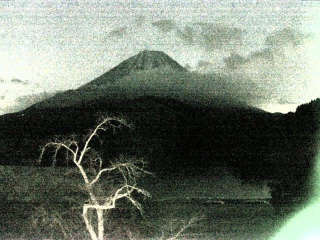 精進湖からの富士山