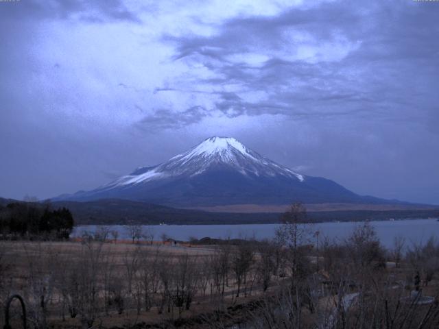 山中湖からの富士山