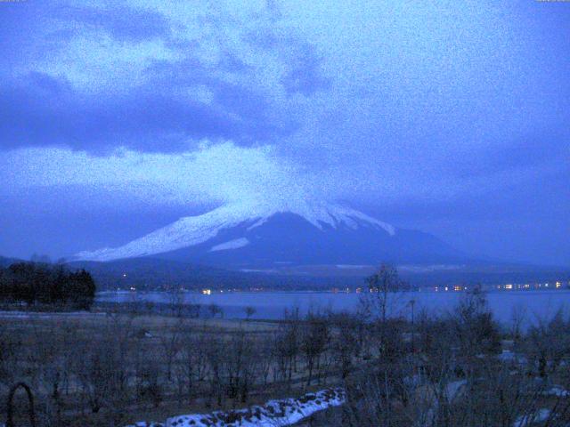 山中湖からの富士山