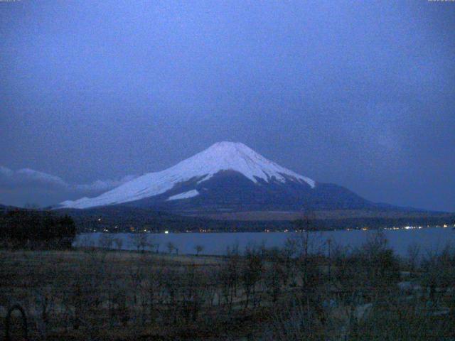 山中湖からの富士山