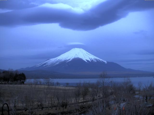 山中湖からの富士山