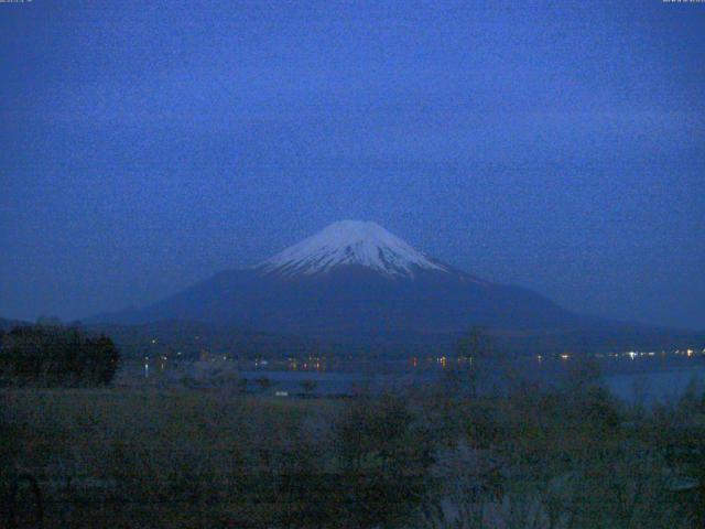 山中湖からの富士山