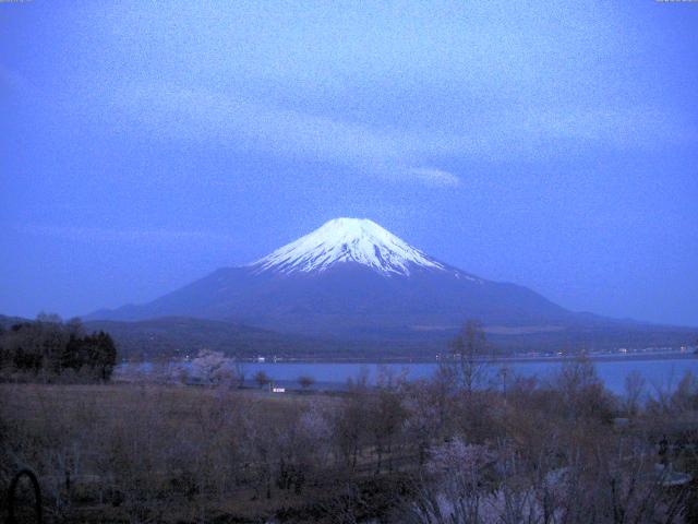 山中湖からの富士山