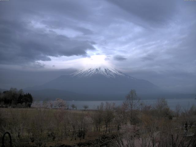 山中湖からの富士山