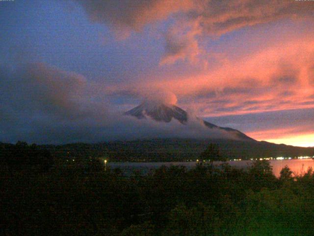 山中湖からの富士山