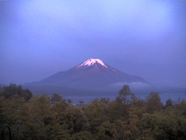 山中湖からの富士山