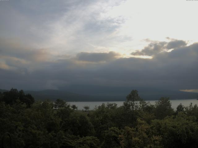 山中湖からの富士山