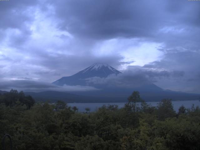 山中湖からの富士山