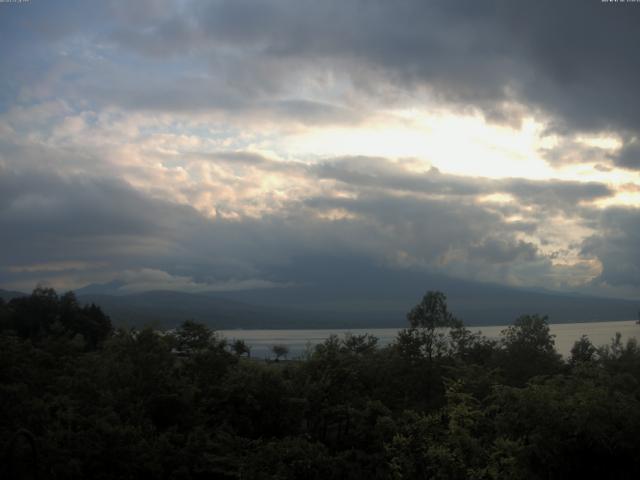 山中湖からの富士山