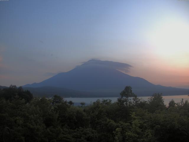 山中湖からの富士山