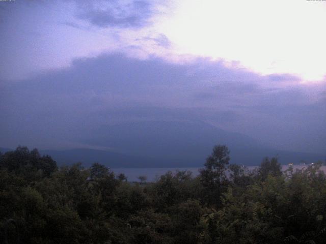 山中湖からの富士山