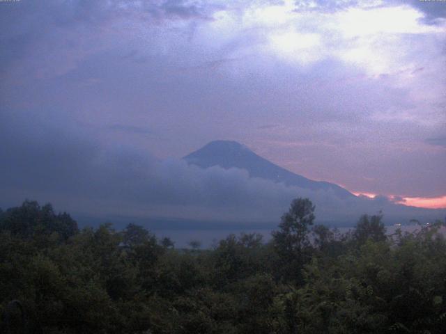 山中湖からの富士山