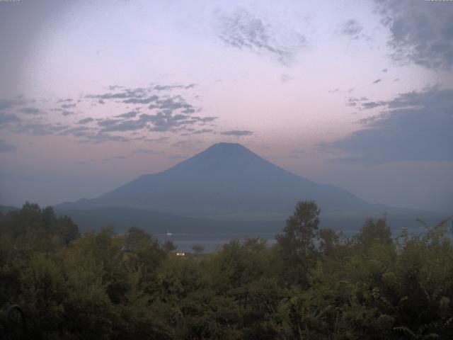 山中湖からの富士山