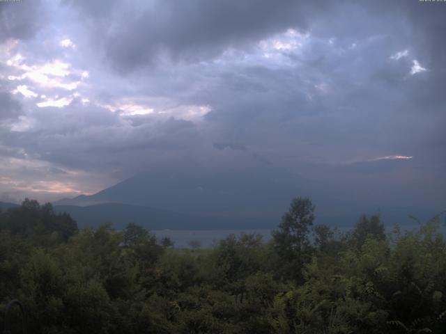 山中湖からの富士山