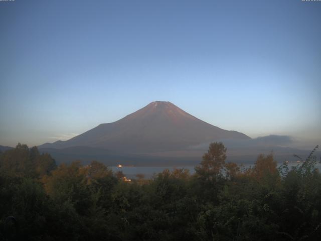 山中湖からの富士山