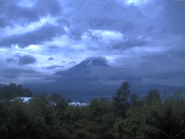 山中湖からの富士山