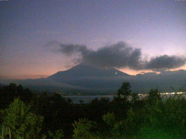 山中湖からの富士山