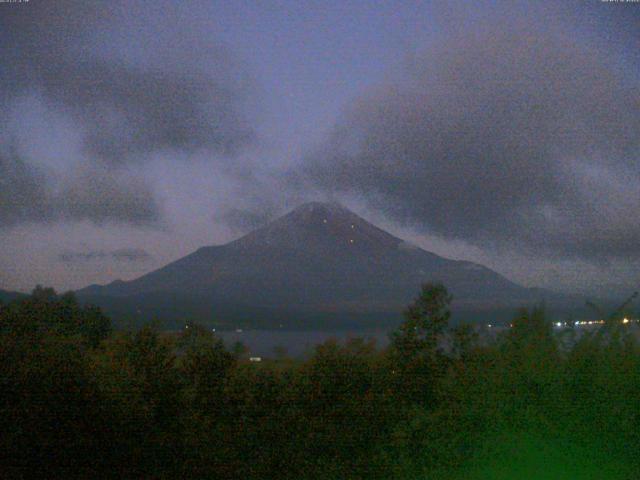 山中湖からの富士山