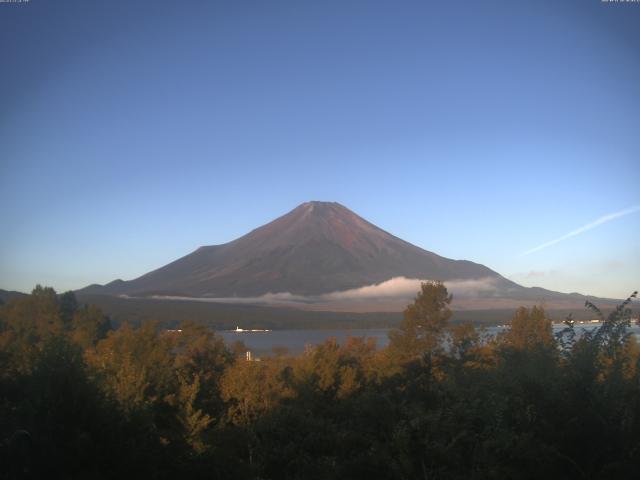 山中湖からの富士山