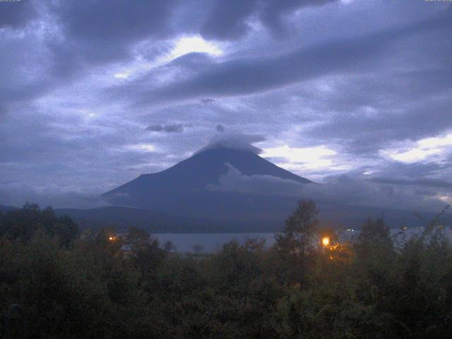 山中湖からの富士山