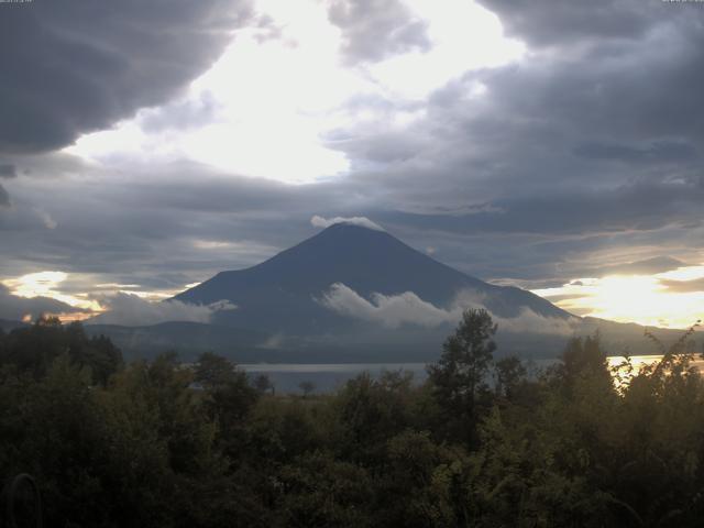 山中湖からの富士山