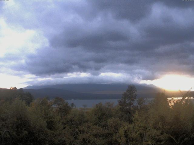 山中湖からの富士山