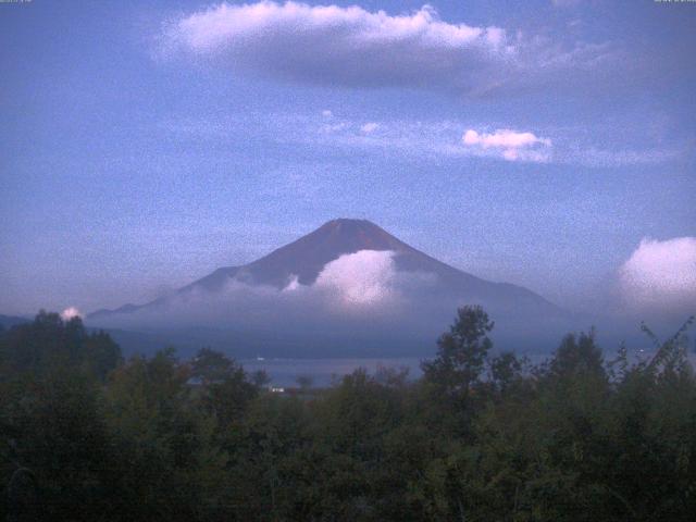 山中湖からの富士山