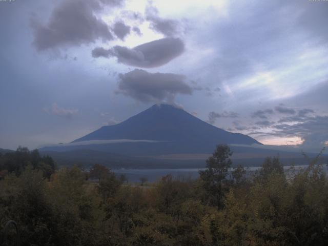 山中湖からの富士山