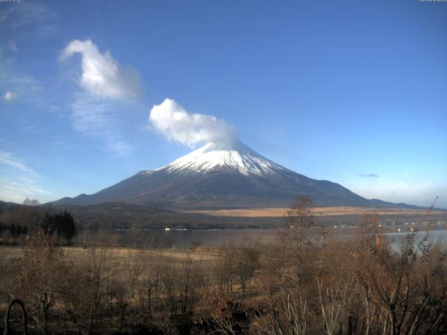 山中湖からの富士山