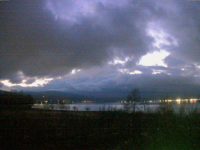 山中湖からの富士山