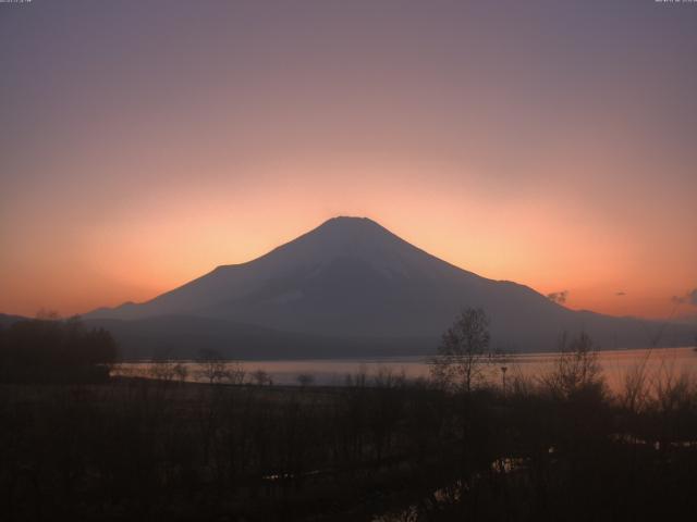 山中湖からの富士山