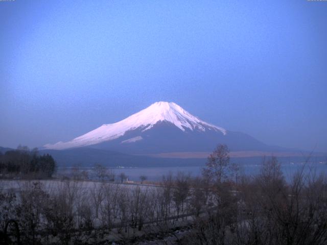 山中湖からの富士山