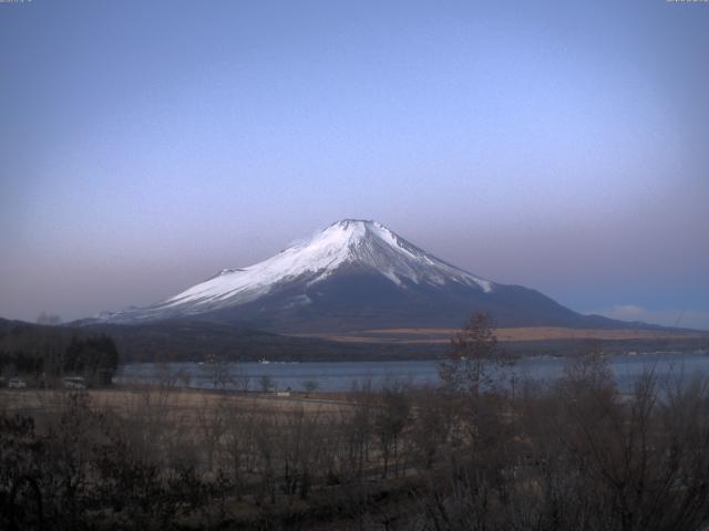 山中湖からの富士山