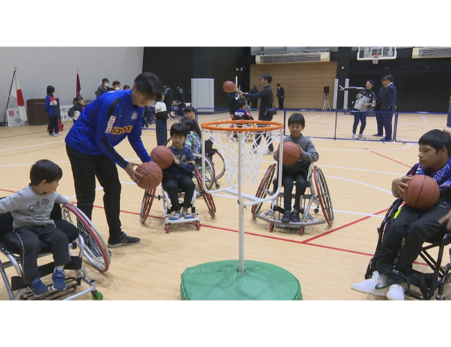 パラスポーツの拠点　「県立やまなしパラスポーツセンター」オープン　県立青少年センターを改修